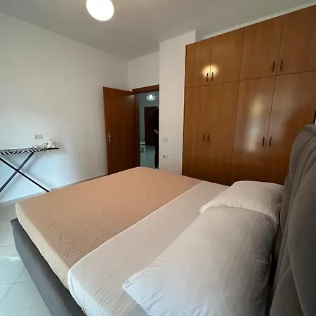 Apartment Cozy Twobedroom Apt. Beachfront Sarande