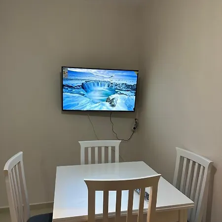 شقة Cozy Twobedroom Apt. Beachfront ساراندا